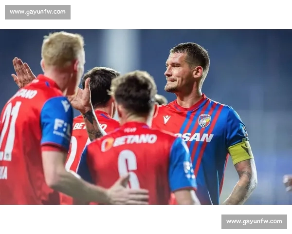 欧冠惊险对决揭晓最新赛果各队表现全面解析 欧冠惊险对决揭晓最新赛果各队表现全面解析